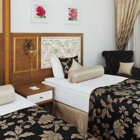 Crystal Palace Luxury & Resort 5*